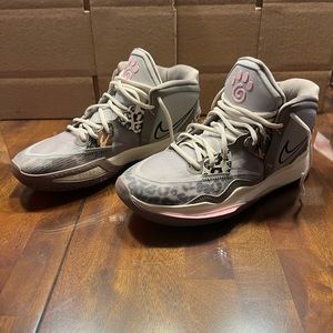 Nike Kyrie Irving Infinity Leopard Camo men’s size 10.5